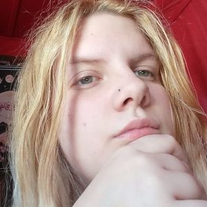 Meet your Posher, Kasey